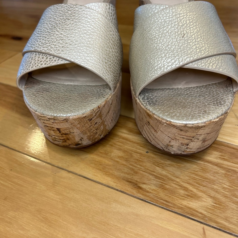 Vince Camuto Kessina Women's Leather Cork Wedge Sandals - Picture 6 of 14